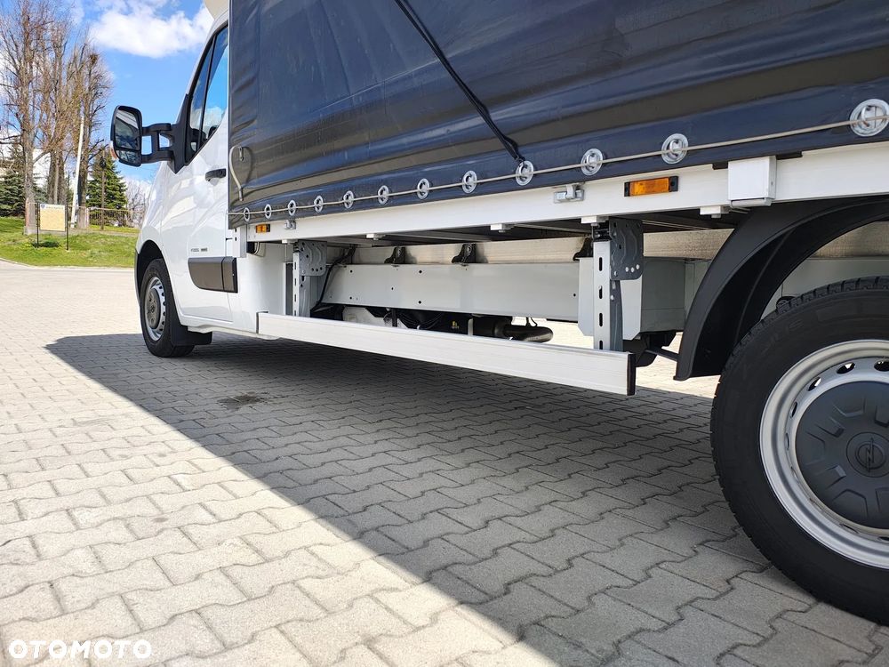 Opel Movano 10 palet * firanka - 18