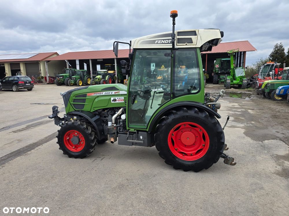 Fendt 209 V VARIO S3 TMS PROFI - 2