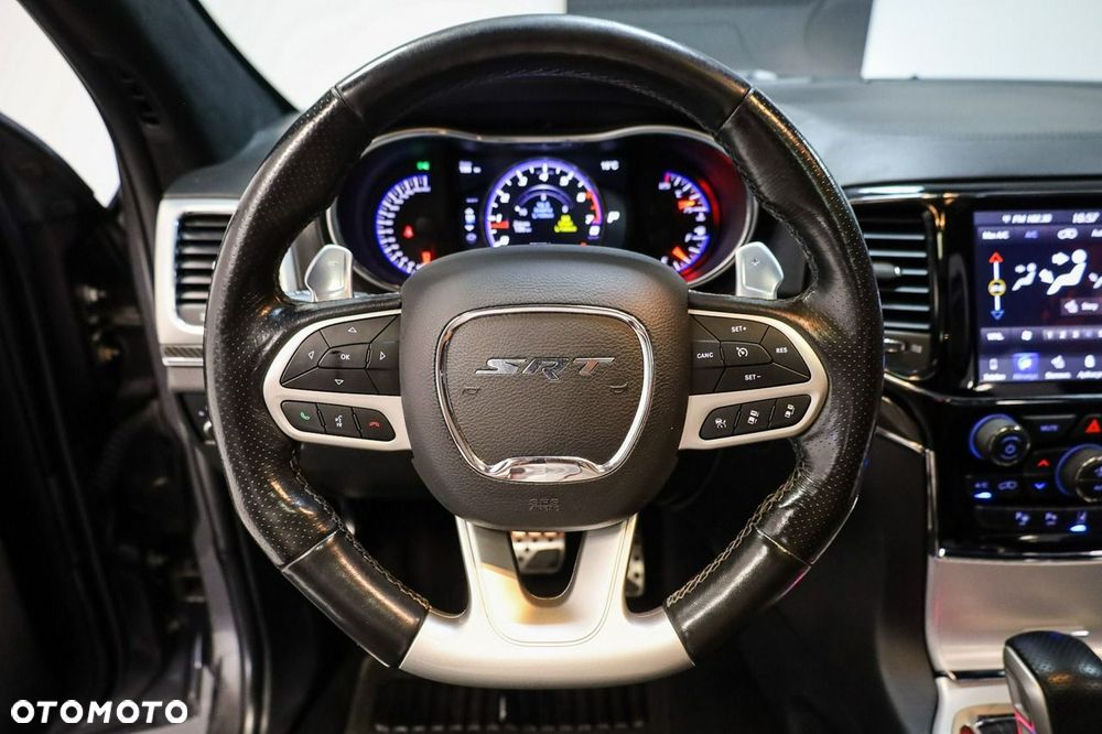 Jeep Grand Cherokee - 20