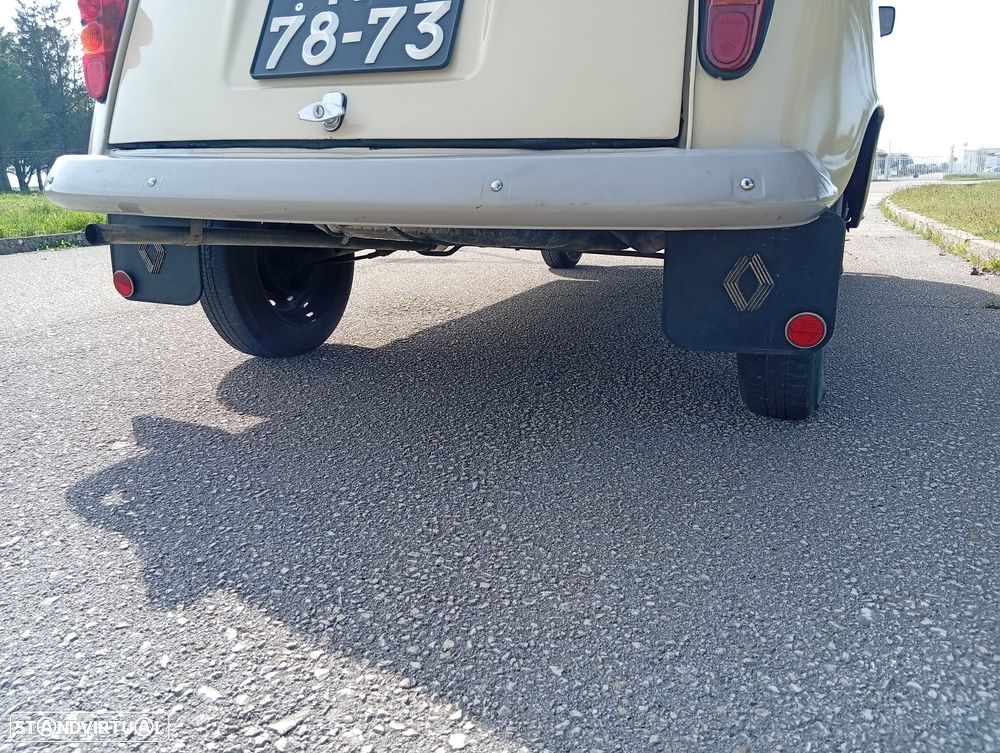 Renault 4 - 5