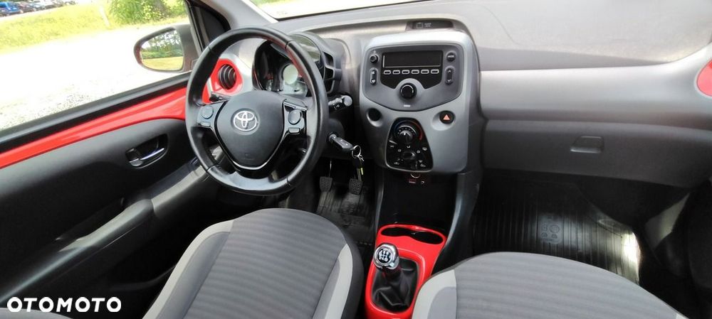 Toyota Aygo 1.0 VVT-i Color Edition - 9