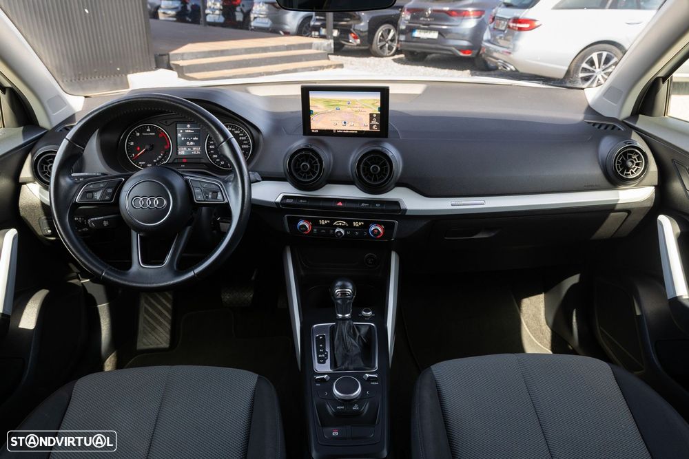 Audi Q2 30 TDI S tronic - 19