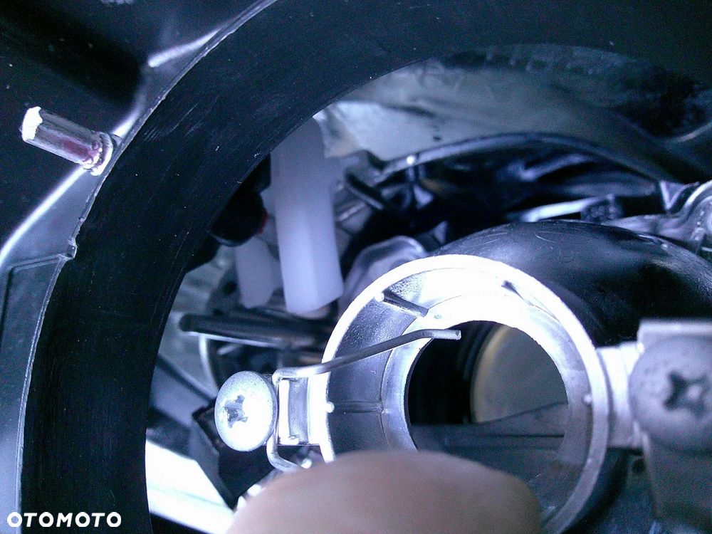 ford fiesta mk7 lift lampa lewa z led nowa z uszk - 2