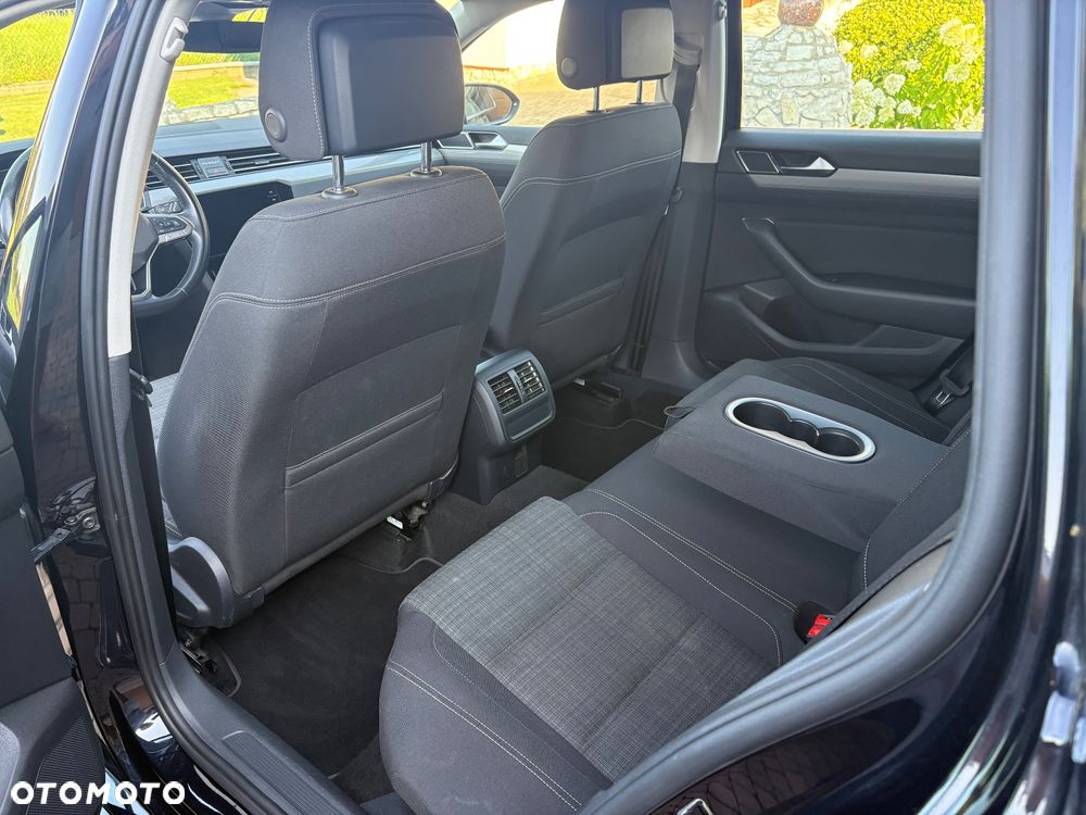 Volkswagen Passat 2.0 TSI Business DSG - 19