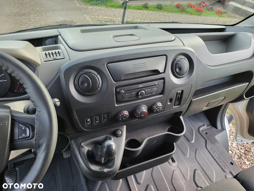 Renault Master - 10