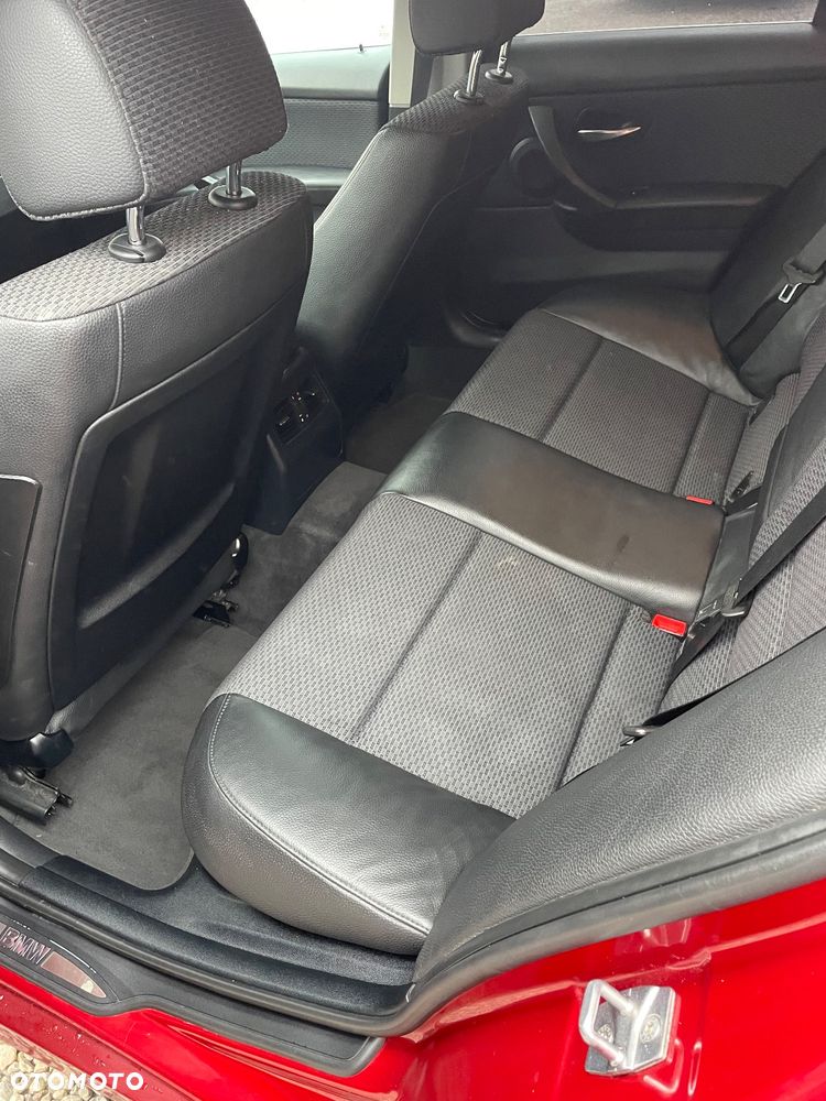 BMW Seria 3 325d - 11