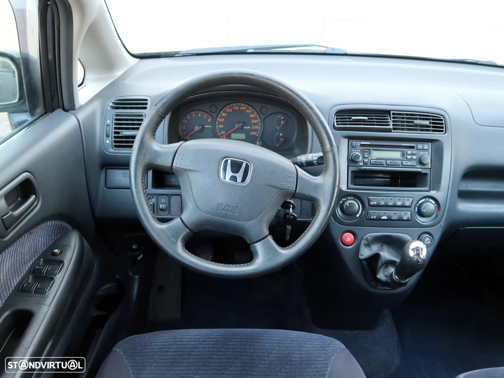 Honda Stream 1.7 ES - 13