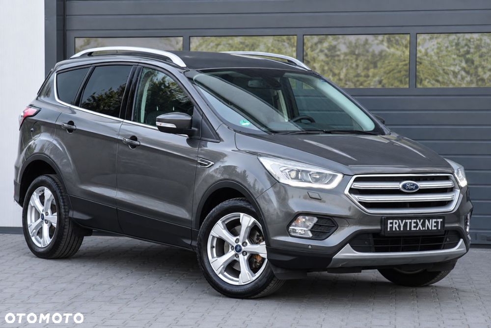 Ford Kuga - 1