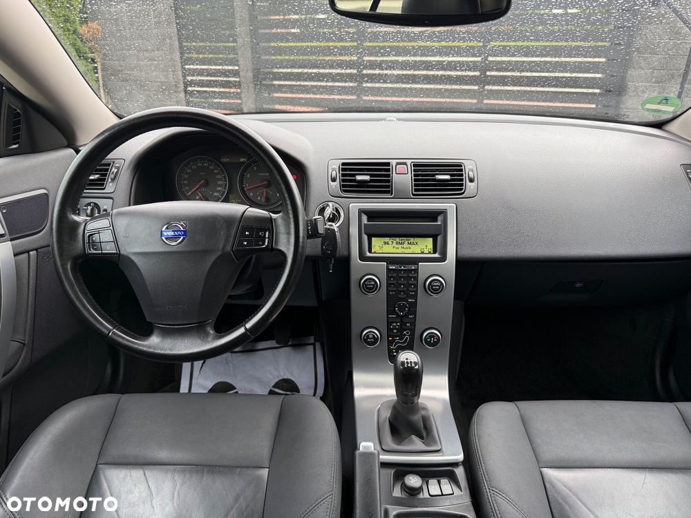 Volvo C70 2.4 Momentum - 32
