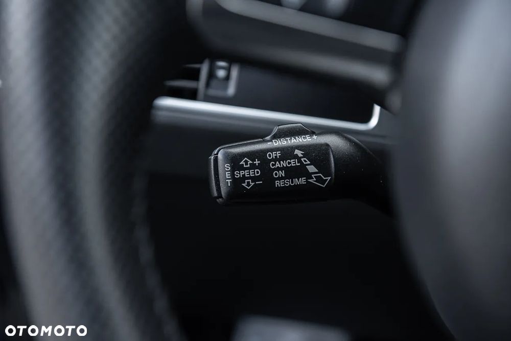 Audi RS6 ver-5-0-tfsi-quattro-tiptr - 24