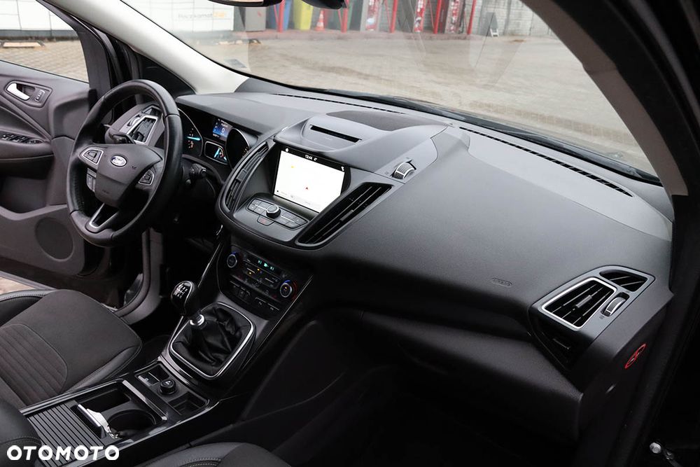 Ford Kuga 2.0 TDCi 4x4 Titanium - 23