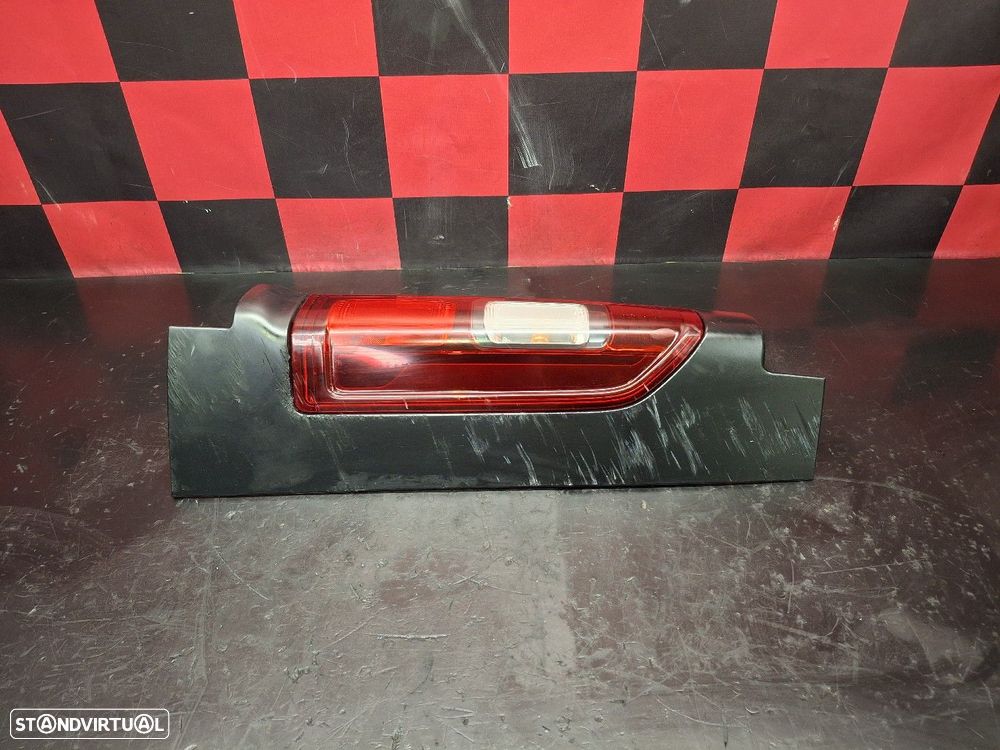 Farolim Stop Direito Opel Vivaro B Combi (X82) - 2