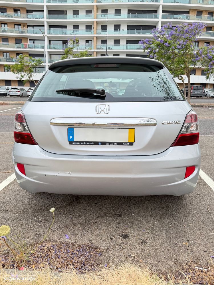 Honda Civic 1.4 LS - 8