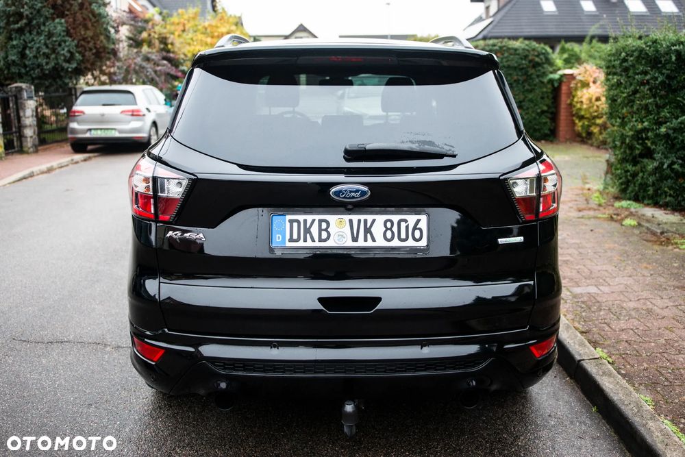 Ford Kuga 1.5 EcoBoost 2x4 ST-Line - 13