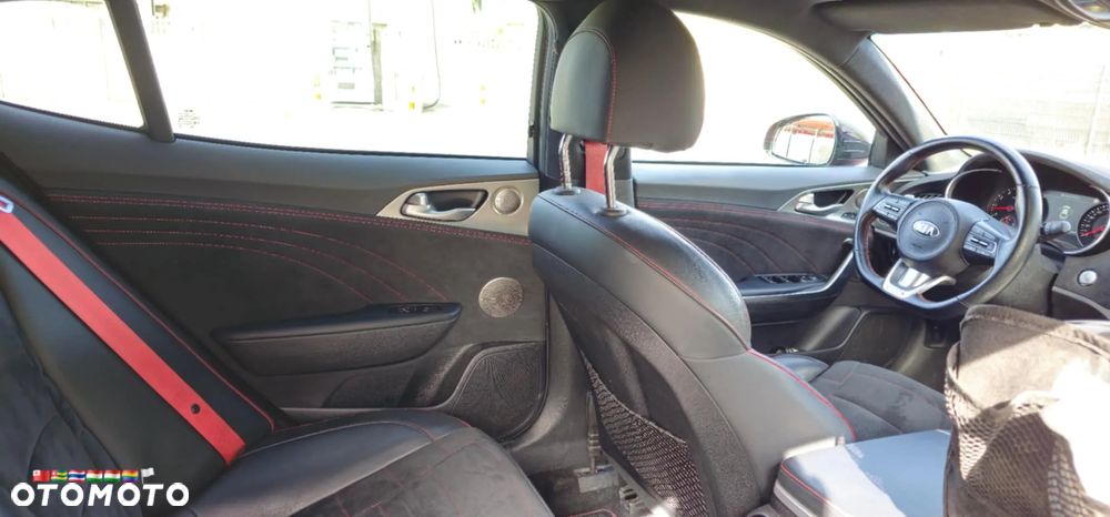 Kia Stinger 3.3 T-GDI V6 GT Prestige Line AWD - 5