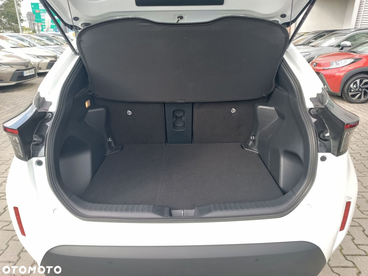 Toyota Yaris Cross Hybrid 1.5 Style - 25