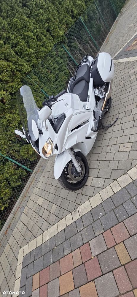 Yamaha FJR - 4