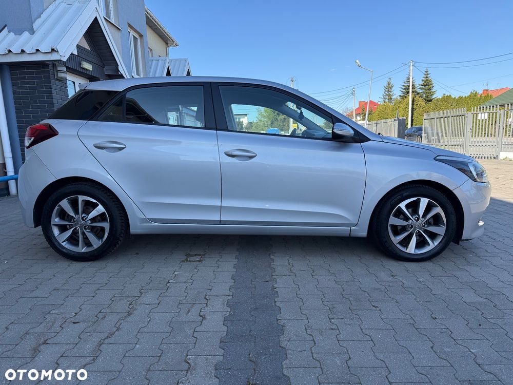 Hyundai i20 1.4 Style EU5 - 9