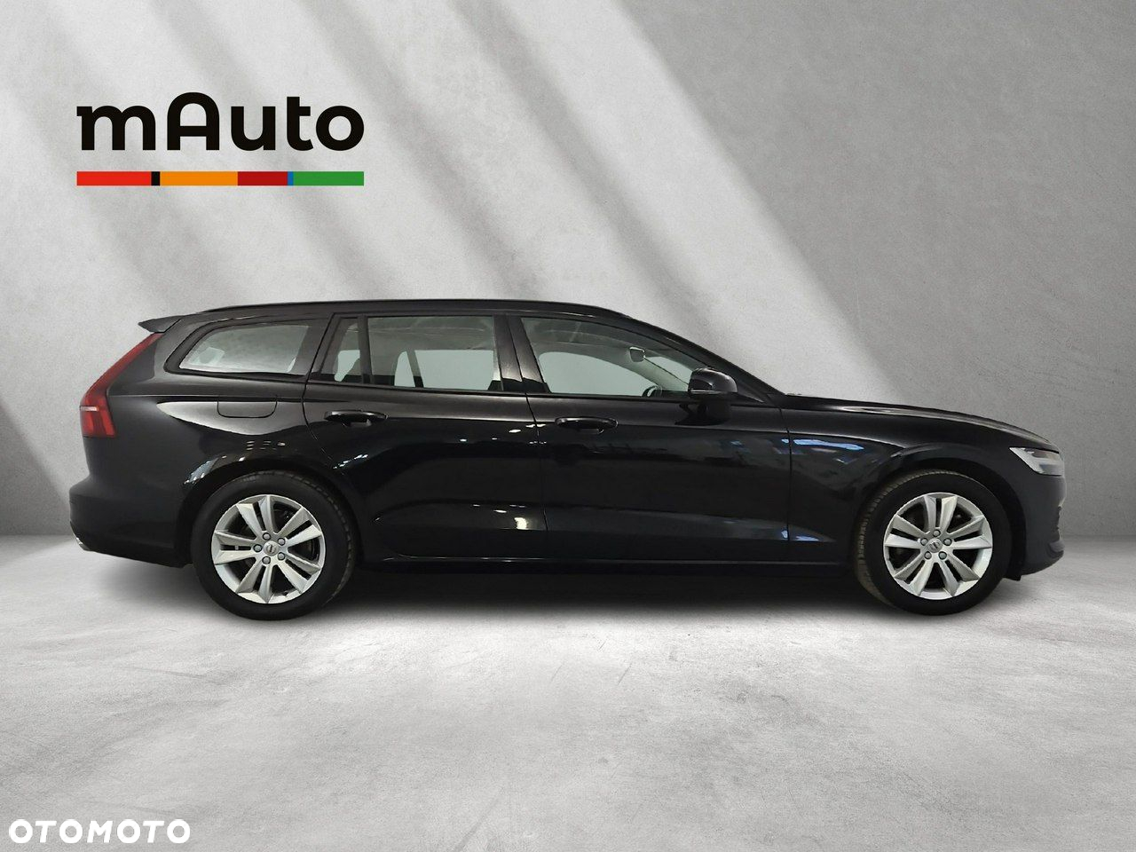 Volvo V60 B4 D Momentum - 6