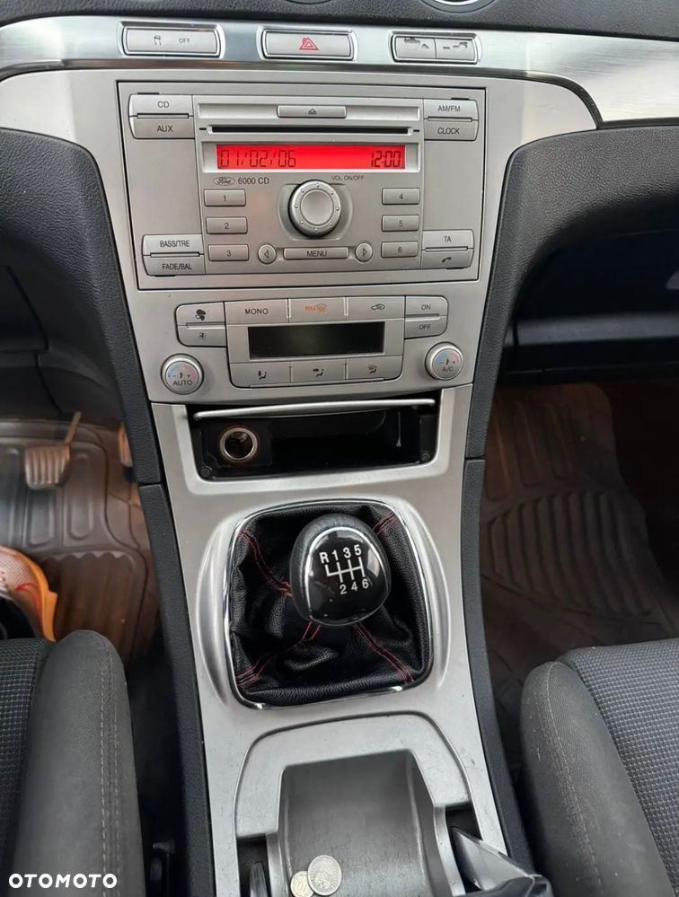 Ford S-Max 2.0 TDCi Titanium - 6