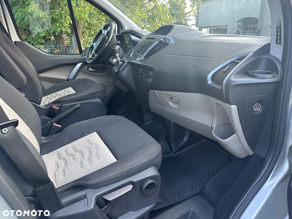 Ford Tourneo Custom 2.0 TDCi L2 Titanium - 9