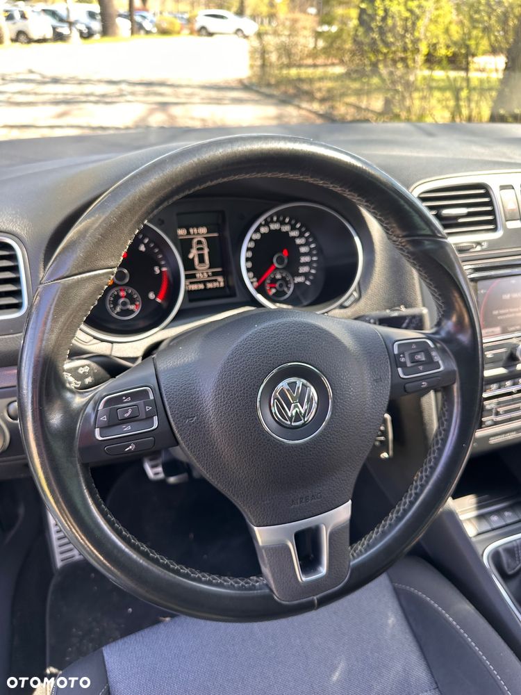 Volkswagen Golf 1.6 TDI DPF BlueMotion - 10