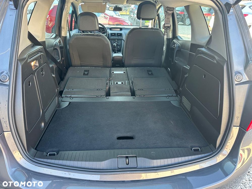 Opel Meriva 1.4 T Essentia S&S - 16