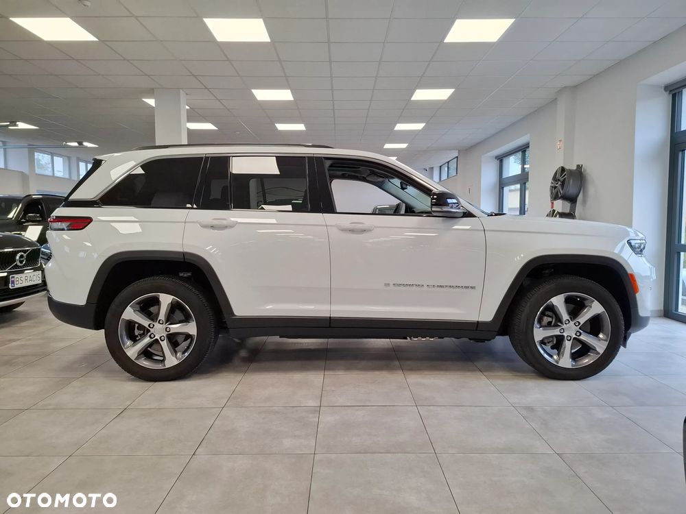Jeep Grand Cherokee - 4