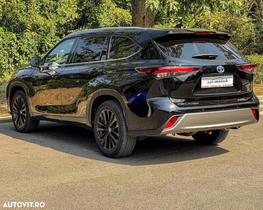 Toyota Highlander 2.5 L Hybrid Dynamic Force 248CP Exclusive Metallic - 10