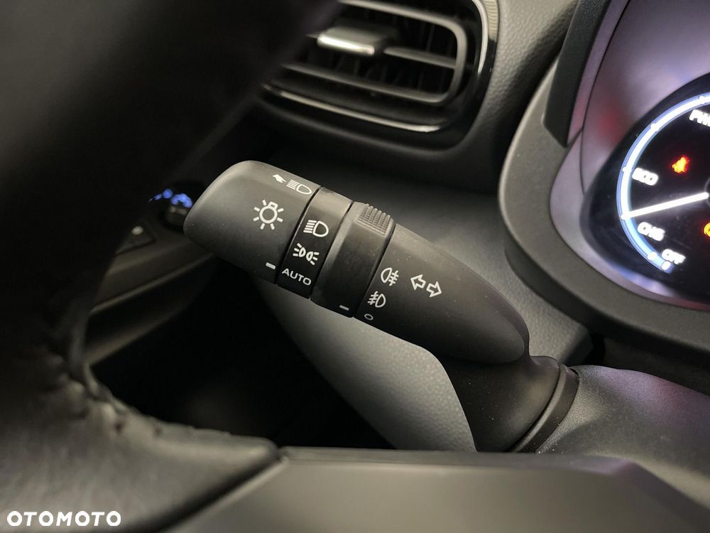 Toyota Yaris Cross - 13