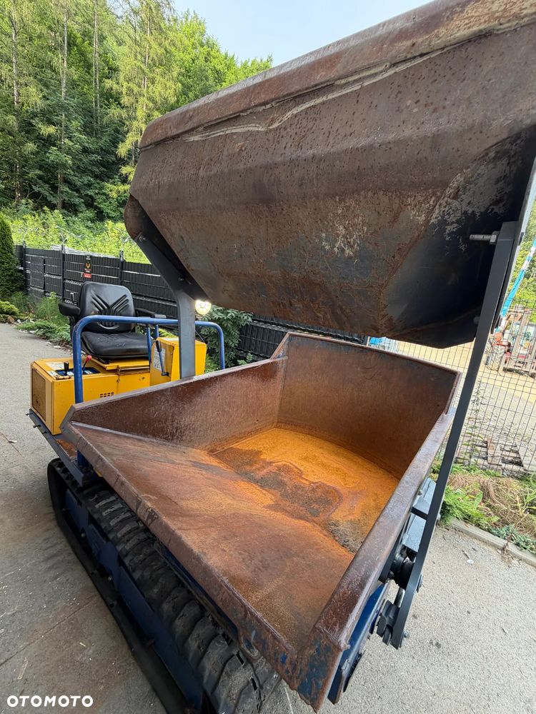 Kubota Canycon S100. Wozidło Gąsienicowe. Japońska Wywrotka w Pełni Hydrauliczna. Samo-załadowcza łyżka. Kiper Obrotowy! Silnik Kubota 3cylindry. Potężna moc. Szybka wolna jazda! Tylko 351 MTG. 2015rok prod. Ani deka luzów czy wycieków! Maszyna Sprowadzona z Norwegii z urzędu komunalnego. Używana raz do roku. Wielka Okazja! - 9