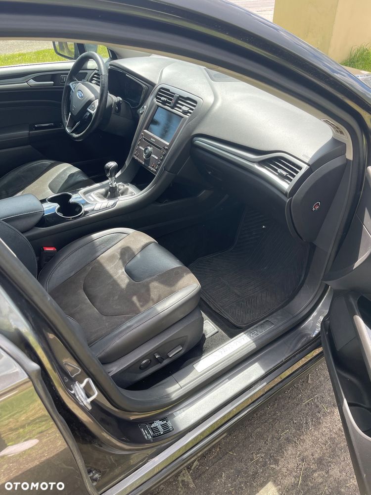 Ford Mondeo 2.0 TDCi Titanium - 11