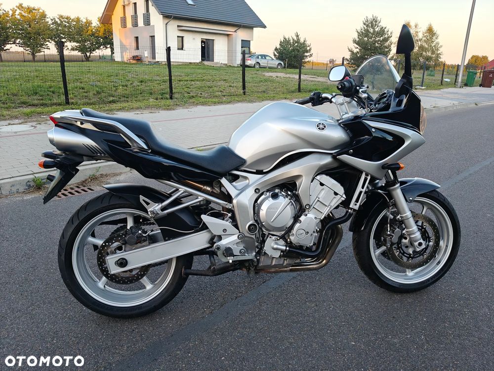 Yamaha FZ6 - 6