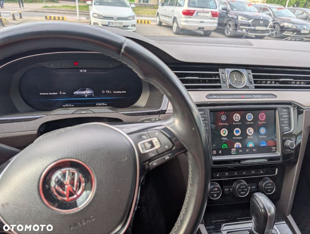 Volkswagen Passat 2.0 TDI BMT Highline DSG - 9