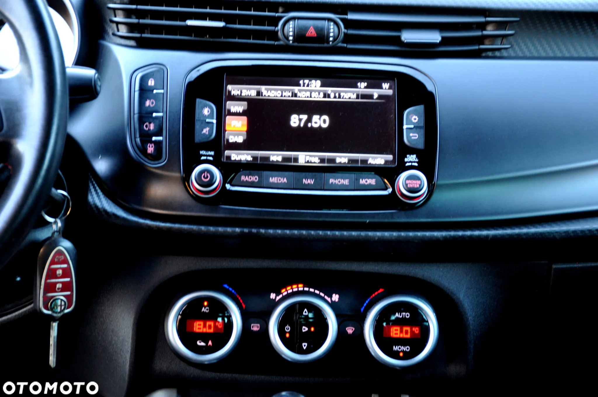 Alfa Romeo Giulietta 1.4 TB 16V Multiair TCT Sprint - 33