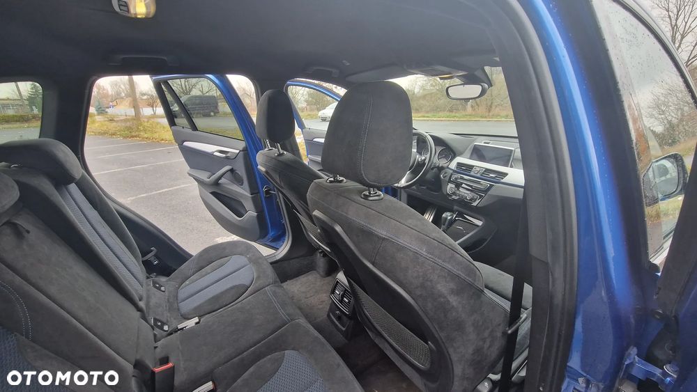 BMW X1 xDrive20d Sport Line - 12