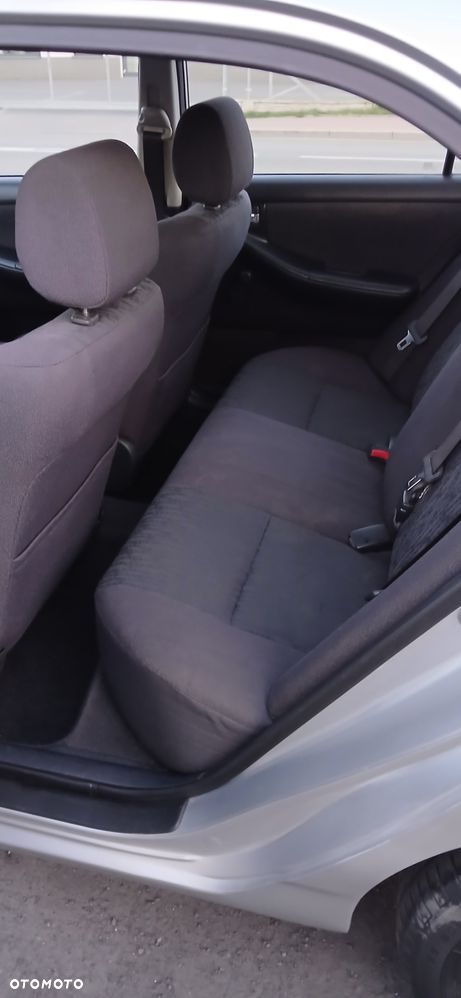 Toyota Corolla 1.6 Linea Sol - 11