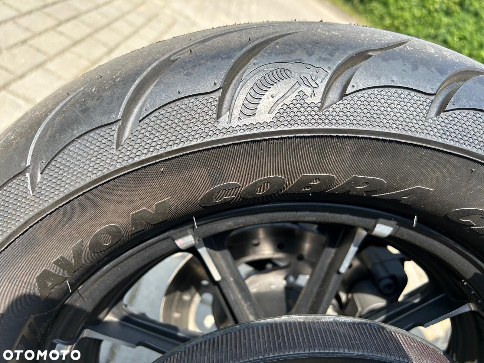 Harley-Davidson Sportster Iron 883 - 11