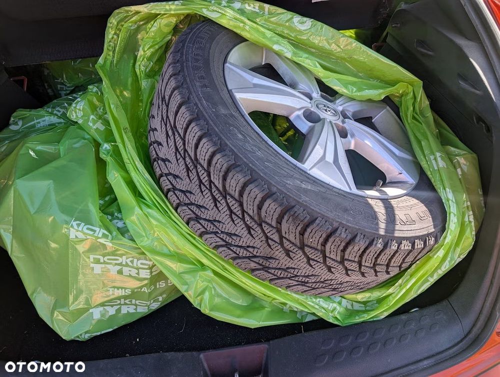 Toyota C-HR 2.0 Orange Edition - 12