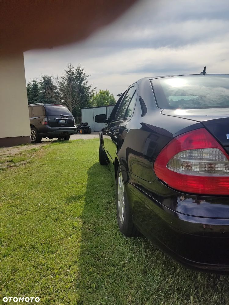 Mercedes-Benz Klasa E 200 CDI Classic - 5