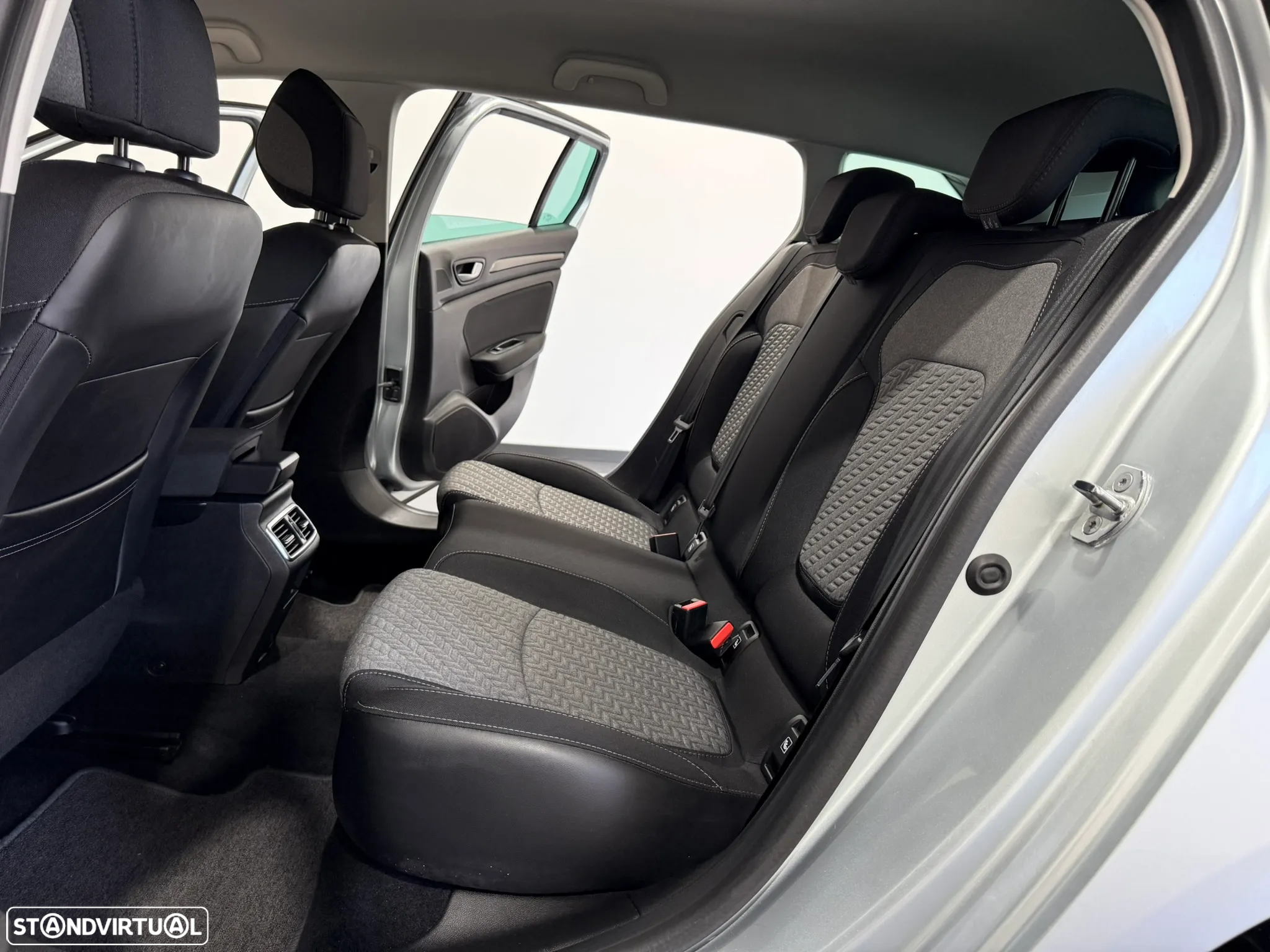 Renault Mégane Sport Tourer 1.5 Blue dCi Limited - 39