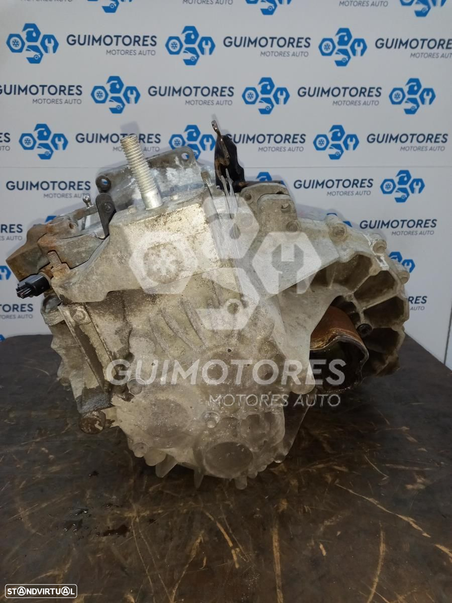CAIXA VELOCIDADES FORD MONDEO TITANIUM 1.8TDCI 125CV, REF: 7G9R-7002-ZF - NO GEARBOX - 2