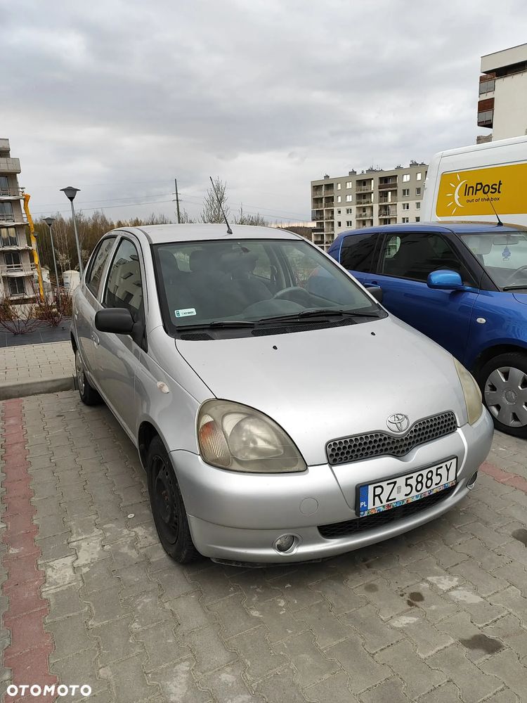 Toyota Yaris 1.3 Luna - 1