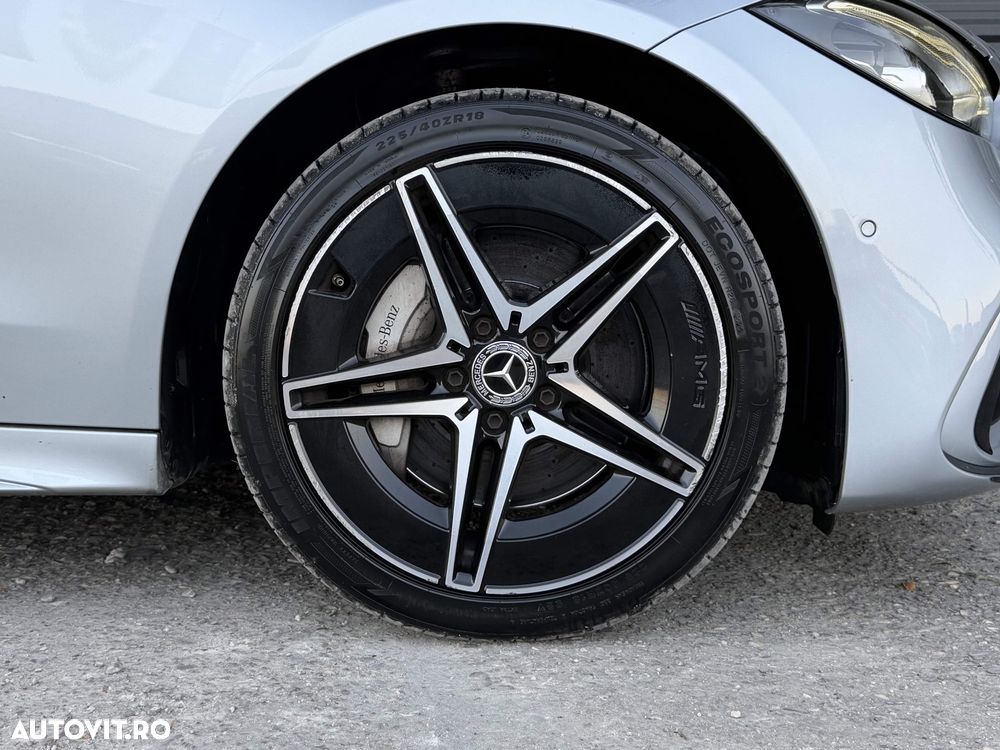 Mercedes-Benz C 300 e 9G-TRONIC AMG Line - 32