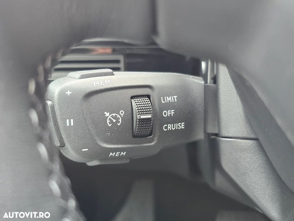 Peugeot 508 1.5 BlueHDI S&S EAT8 Allure Pack - 23