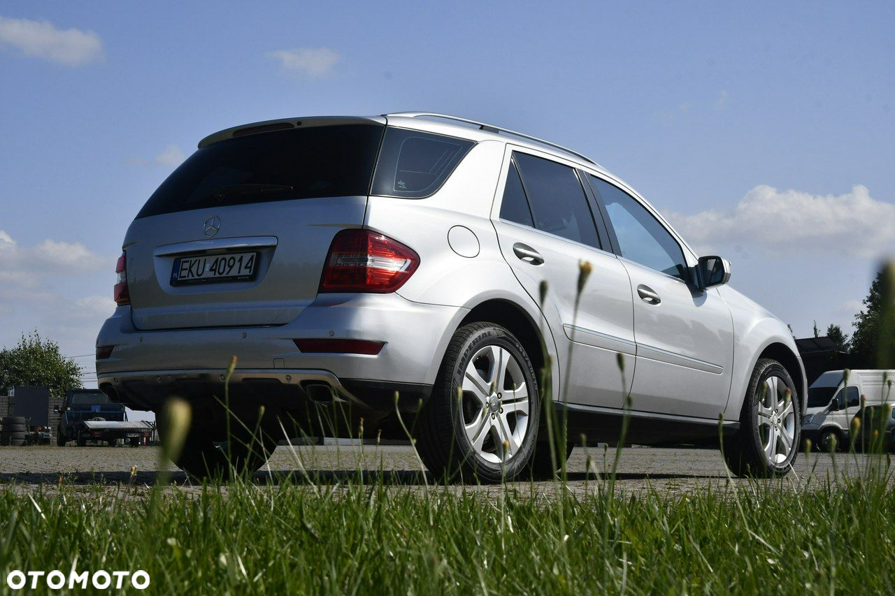 Mercedes-Benz ML - 11