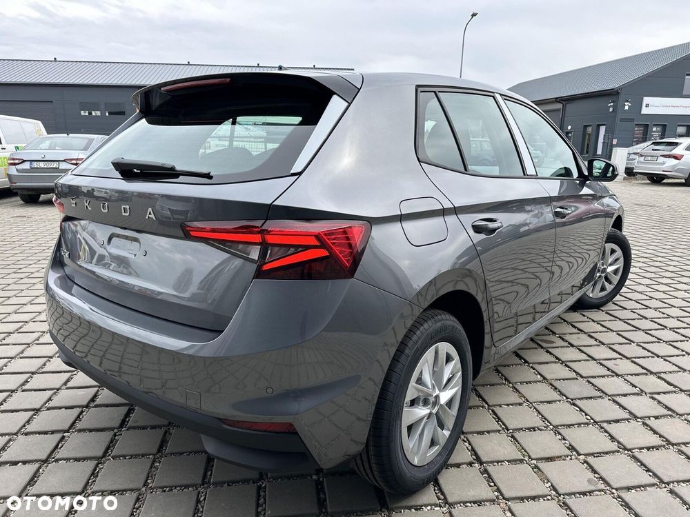 Skoda Fabia - 11