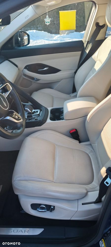 Jaguar E-Pace 2.0 D165 mHEV AWD - 2