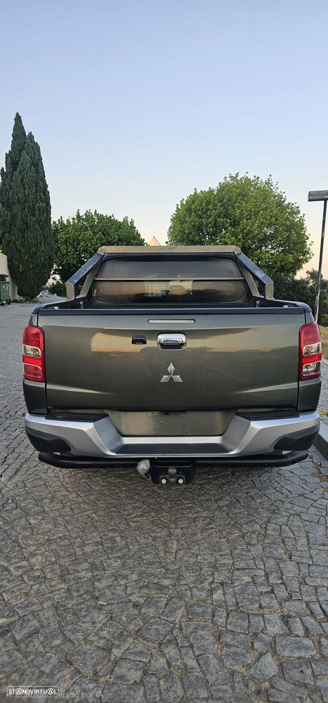 Mitsubishi L200 2.4 DI-D CD Space Cab Strakar 4WD - 3