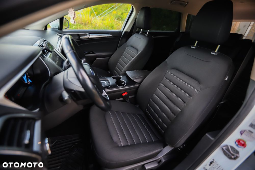 Ford Mondeo - 9